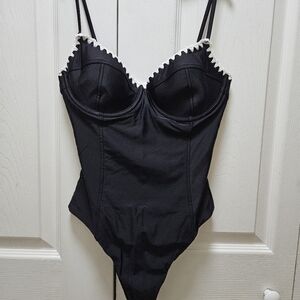 RAMY BROOK NEW YORK ADDISYN WHIPSTITCH B/W CROCHET  TRIM ONE-PIECE SWIMSUIT